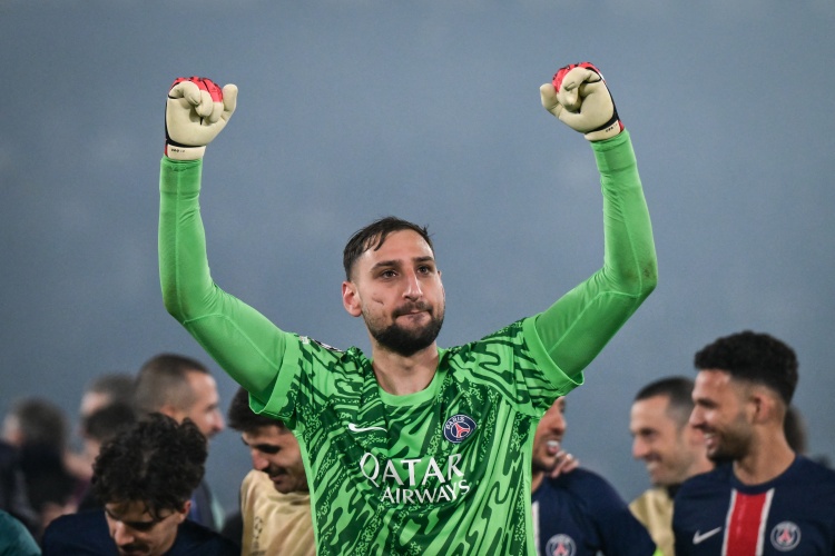 邮报披露曼联门将引援名单：安特卫普拉门斯、多纳鲁马与马丁内斯在列